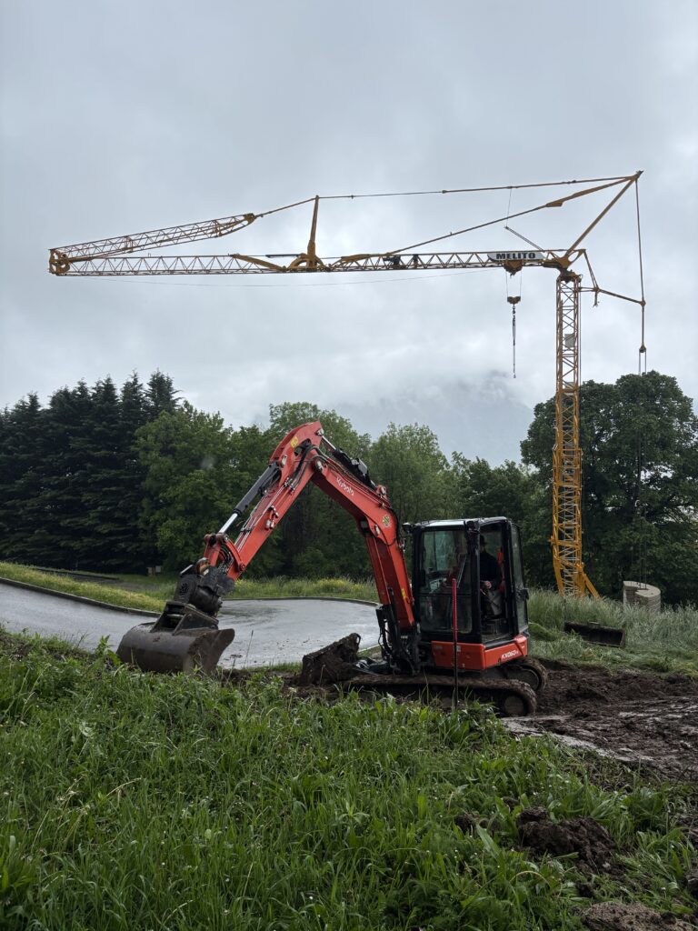 Grue et pelle Kubota